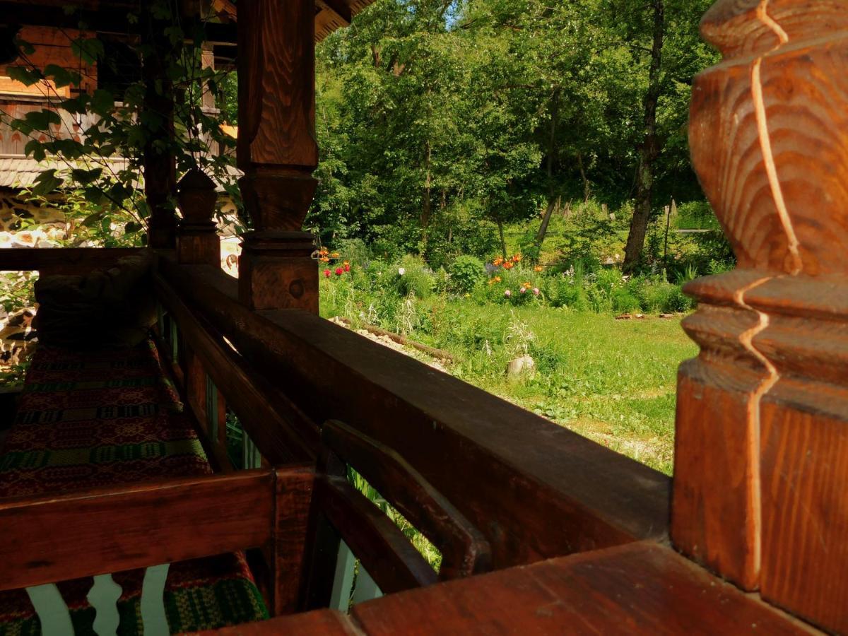 Maramuresul Stravechi Budeşti Esterno foto